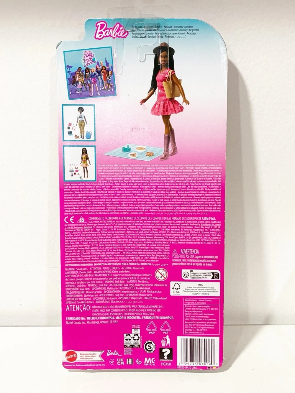 Barbie Life in The City Brooklyn Roberts Picnic Fashion Pack NEW